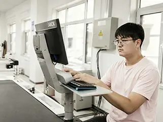 Computer Automatic Fabric Cutting